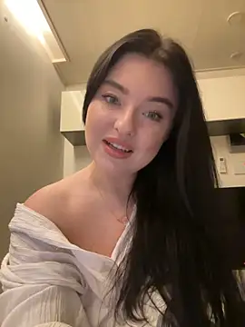 Angela Fosterr online show from November 30, 2025, 5:58 pm