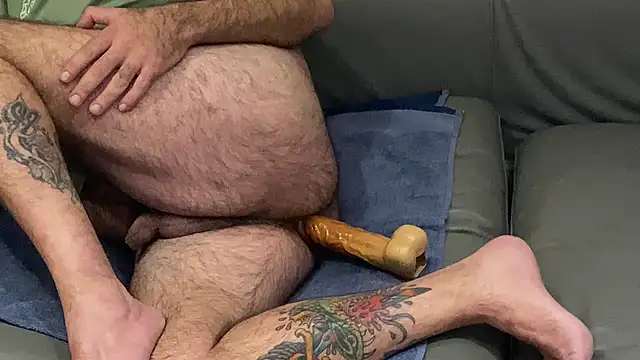 gimmos98xx online show from December 3, 2025, 7:35 pm