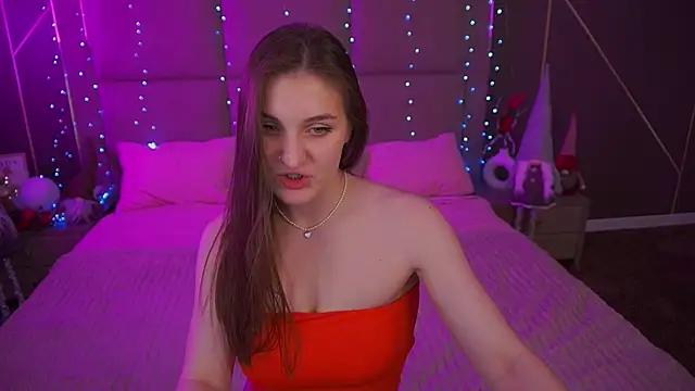 Snapshot of EmmyCharmm chatting on December 18, 2025, 6:29 am EmmyCharmm online show from December 18, 2025, 6:29 am