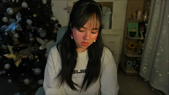 Snapshot of Olivia_xd_ chatting on November 30, 2025, 9:32 am Olivia xd online show from November 30, 2025, 9:32 am