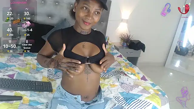 AshlieGreen1 online show from March 6, 2025, 3:02 am