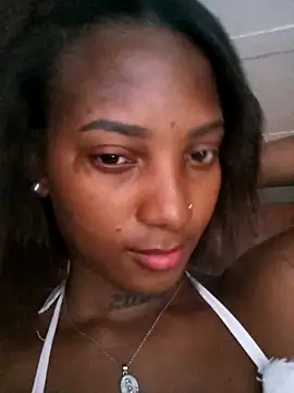 AshlieGreen1 online show from September 24, 2025, 8:37 pm