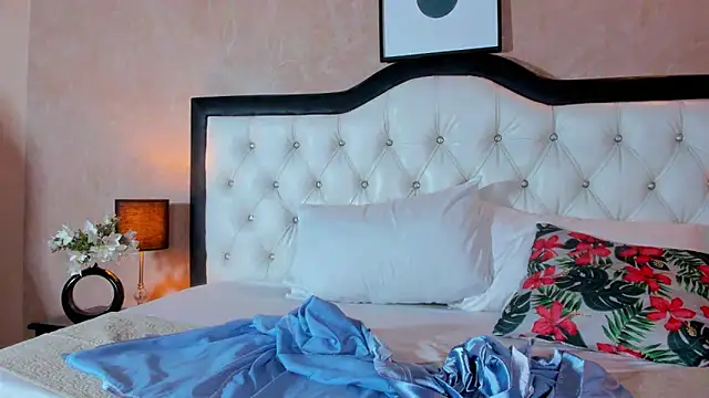 Snapshot of amara_falcon chatting on March 18, 2025, 4:50 pm amara falcon online show from March 18, 2025, 4:50 pm