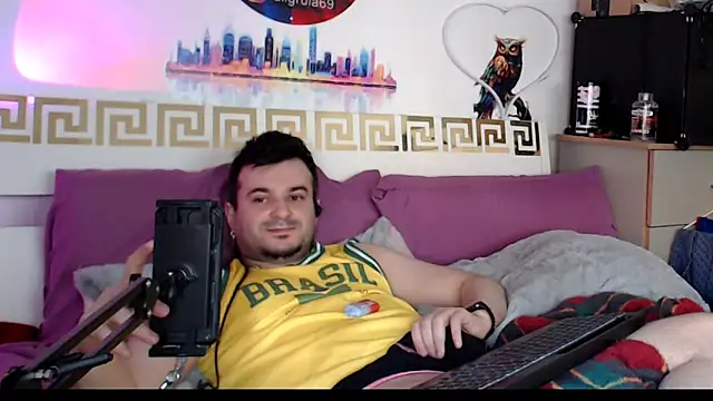 erotico69xxx online show from April 7, 2026, 11:45 am