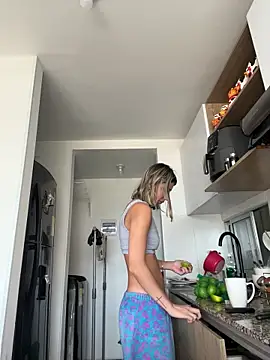 Ameellie online show from February 5, 2026, 3:41 pm