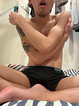 Snapshot of Shohei_erokukan chatting on February 15, 2026, 1:43 pm Shohei erokukan online show from February 15, 2026, 1:43 pm