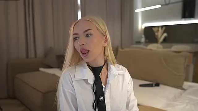 Snapshot of eva_m1racle_ chatting on February 27, 2026, 8:08 pm eva m1racle online show from February 27, 2026, 8:08 pm