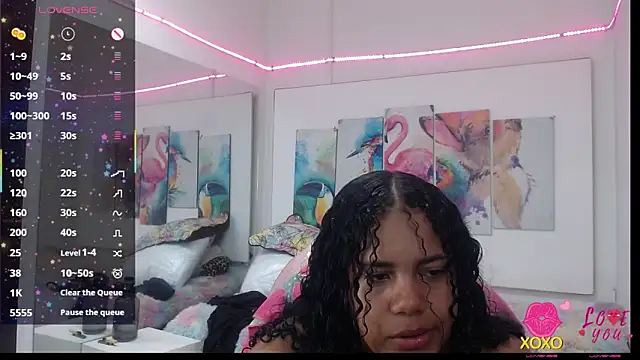 Snapshot of alegriamartinez chatting on November 6, 2025, 6:56 pm alegriamartinez online show from November 6, 2025, 6:56 pm