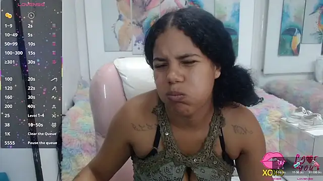 Snapshot of alegriamartinez chatting on November 13, 2025, 6:56 pm alegriamartinez online show from November 13, 2025, 6:56 pm