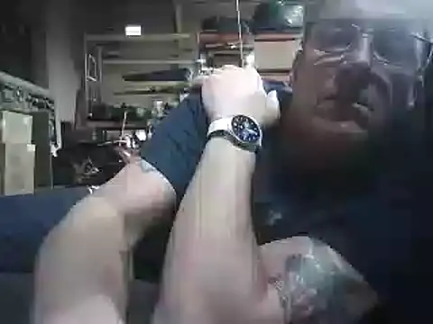 Snapshot of Cockrub1 chatting on March 5, 2025, 10:32 pm Cockrub1 online show from March 5, 2025, 10:32 pm