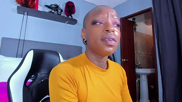 Coco Kiss online show from April 15, 2026, 7:18 pm