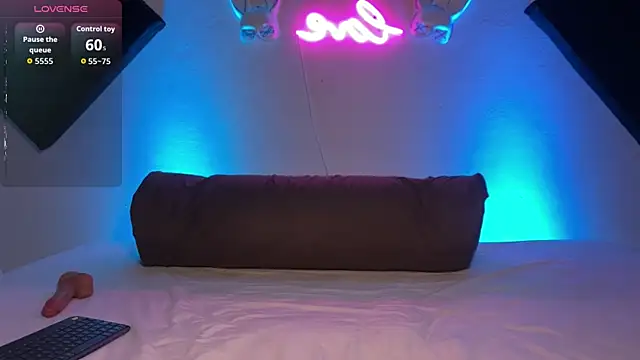 Snapshot of bunnyslovers chatting on October 29, 2025, 8:57 am bunnyslovers online show from October 29, 2025, 8:57 am