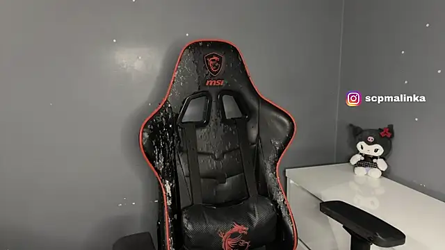 Snapshot of ohlin_hub chatting on February 6, 2026, 8:05 pm ohlin hub online show from February 6, 2026, 8:05 pm