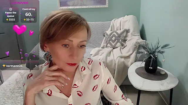 HornyMilf 777 online show from September 27, 2025, 6:08 am