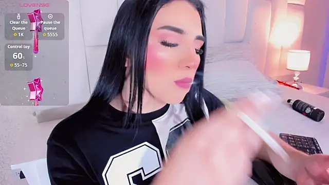 andrea alvarz online show from February 9, 2026, 4:43 am