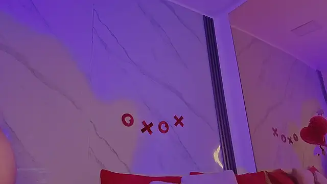 CandyQueenGold online show from February 13, 2026, 7:14 pm