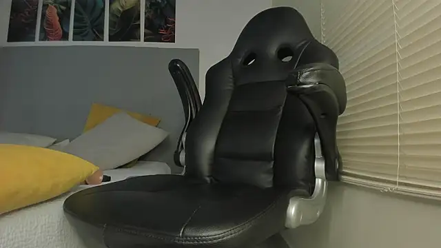 Snapshot of _Molly_rosse_ chatting on February 4, 2026, 12:11 pm Molly rosse online show from February 4, 2026, 12:11 pm