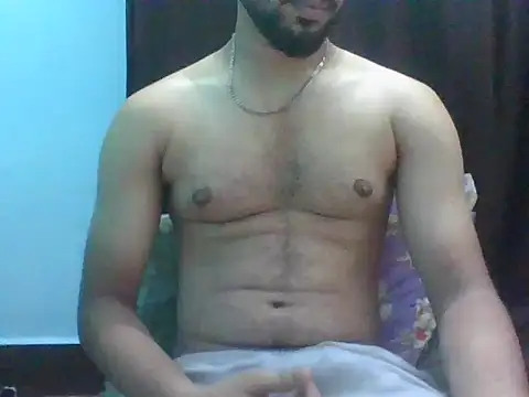 Snapshot of 8inchlegendbro chatting on May 31, 2026, 5:13 am 8inchlegendbro online show from May 31, 2026, 5:13 am