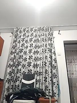 Snapshot of florin421 chatting on March 2, 2026, 7:15 am florin421 online show from March 2, 2026, 7:15 am