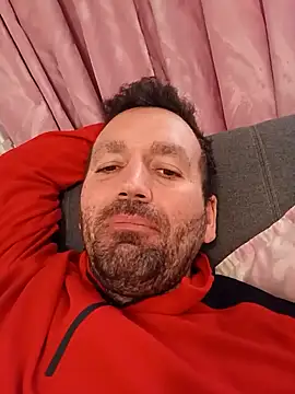 Snapshot of florin421 chatting on February 19, 2026, 7:05 am florin421 online show from February 19, 2026, 7:05 am