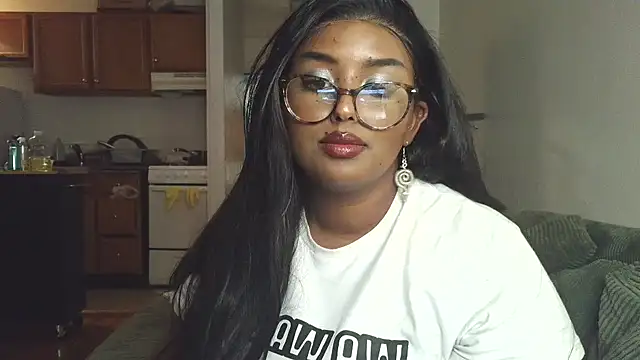 SiminFox online show from March 7, 2026, 4:08 am