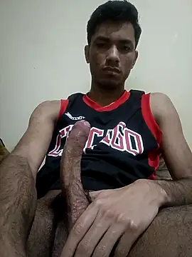 Snapshot of Luis_Gonzalez777 chatting on March 3, 2025, 4:10 am Luis Gonzalez777 online show from March 3, 2025, 4:10 am