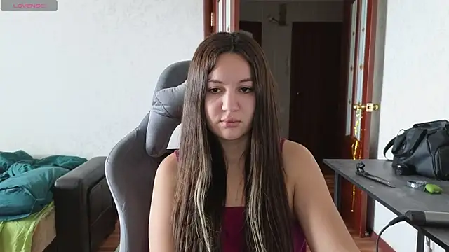 Snapshot of Nelly_Fischer chatting on March 6, 2025, 7:58 am Nelly Fischer online show from March 6, 2025, 7:58 am