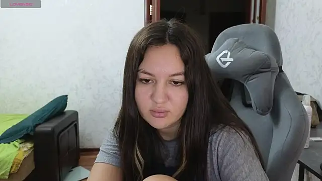 Snapshot of Nelly_Fischer chatting on March 9, 2025, 8:31 pm Nelly Fischer online show from March 9, 2025, 8:31 pm