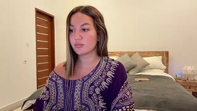 Snapshot of Nelly_Fischer chatting on September 22, 2025, 2:34 pm Nelly Fischer online show from September 22, 2025, 2:34 pm