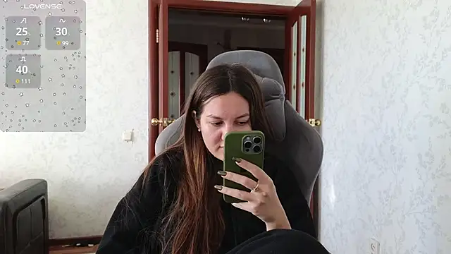 Snapshot of Nelly_Fischer chatting on January 11, 2025, 11:02 am Nelly Fischer online show from January 11, 2025, 11:02 am