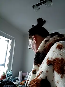 Ulyana72882 online show from February 14, 2025, 6:34 am