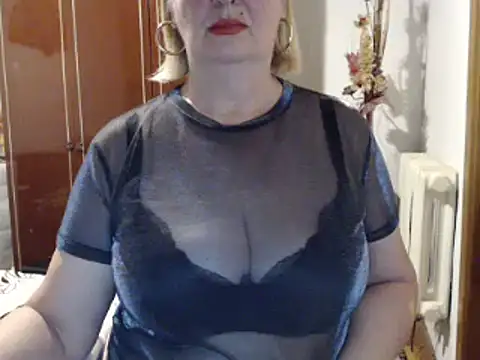 Snapshot of Secretfox chatting on October 11, 2025, 3:07 am Secretfox online show from October 11, 2025, 3:07 am