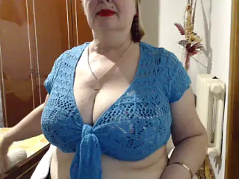 Secretfox online show from February 20, 2025, 10:16 am