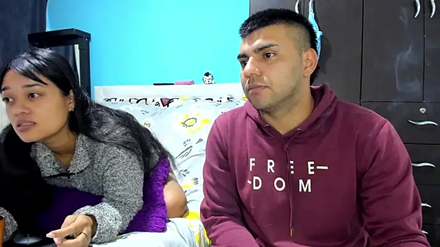 2ScarletandRyan8 online show from November 16, 2025, 11:04 am