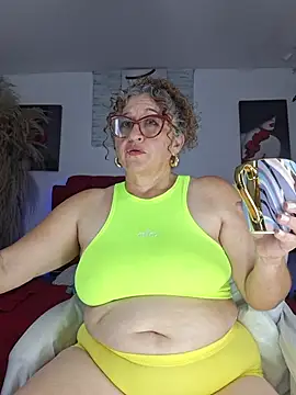 Snapshot of evelin_hott chatting on January 13, 2026, 3:43 am evelin hott online show from January 13, 2026, 3:43 am