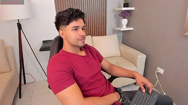 liam collins21 online show from February 26, 2025, 11:54 am