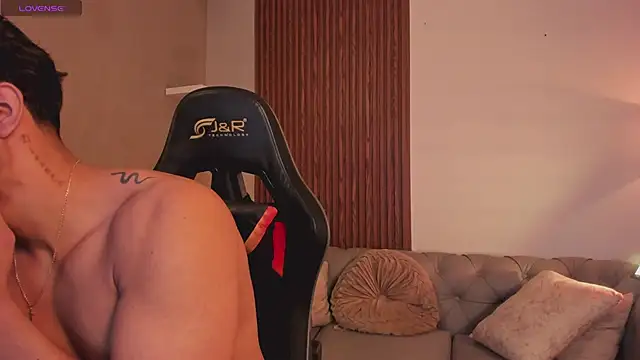 Snapshot of liam_collins21 chatting on February 13, 2026, 11:54 am liam collins21 online show from February 13, 2026, 11:54 am