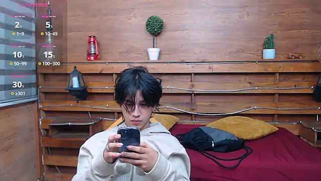 alex 477 online show from March 28, 2026, 11:33 am