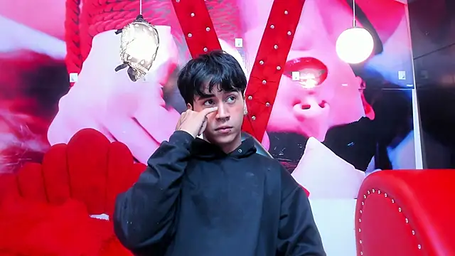 alex 477 online show from October 10, 2025, 11:33 am