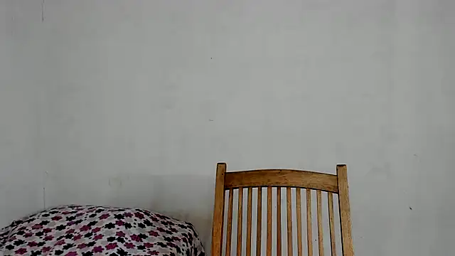 Jade Dorthini online show from January 18, 2025, 9:13 pm
