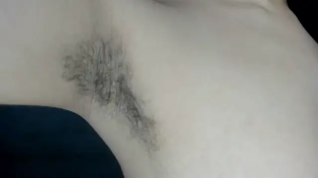 Jade Dorthini online show from November 1, 2025, 7:52 pm