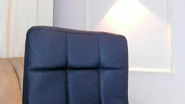 Snapshot of Lia_walton chatting on February 25, 2025, 12:05 pm Lia walton online show from February 25, 2025, 12:05 pm