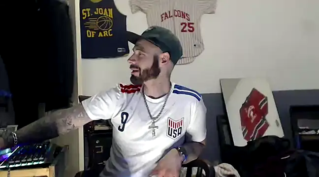 sledge901 online show from February 2, 2025, 1:41 pm