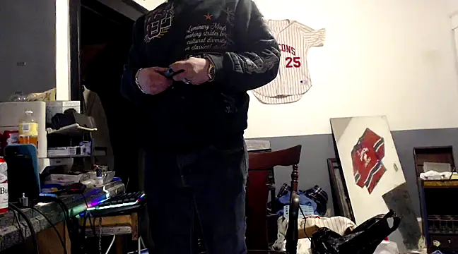 sledge901 online show from February 7, 2025, 11:55 pm