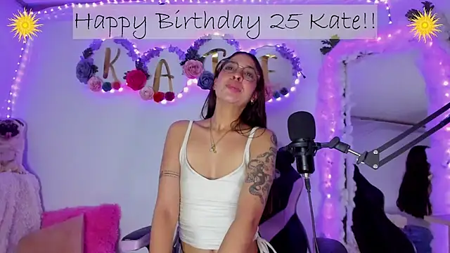 KATERAW online show from April 5, 2026, 3:57 am