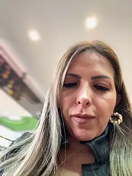  Abril-Office1 online show from February 24, 2026, 2:40 pm