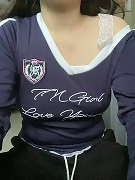 Ruby bear online show from February 3, 2025, 4:57 am