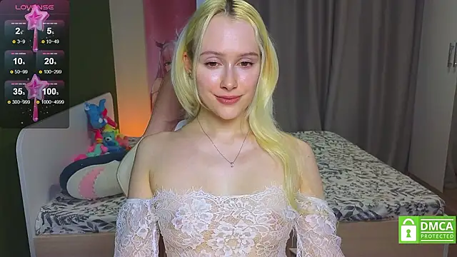 Snapshot of CaseyLabow chatting on February 7, 2026, 7:16 am CaseyLabow online show from February 7, 2026, 7:16 am