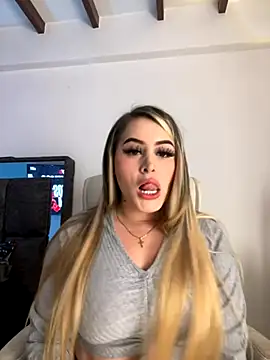 natashasweet online show from October 18, 2025, 2:02 am