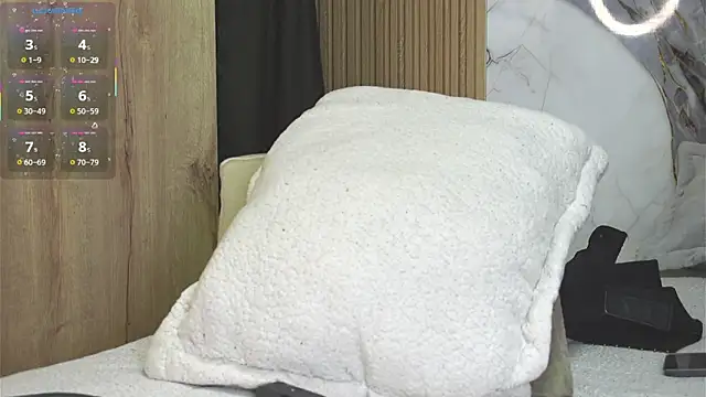 Jess Goddess online show from November 9, 2025, 8:35 pm